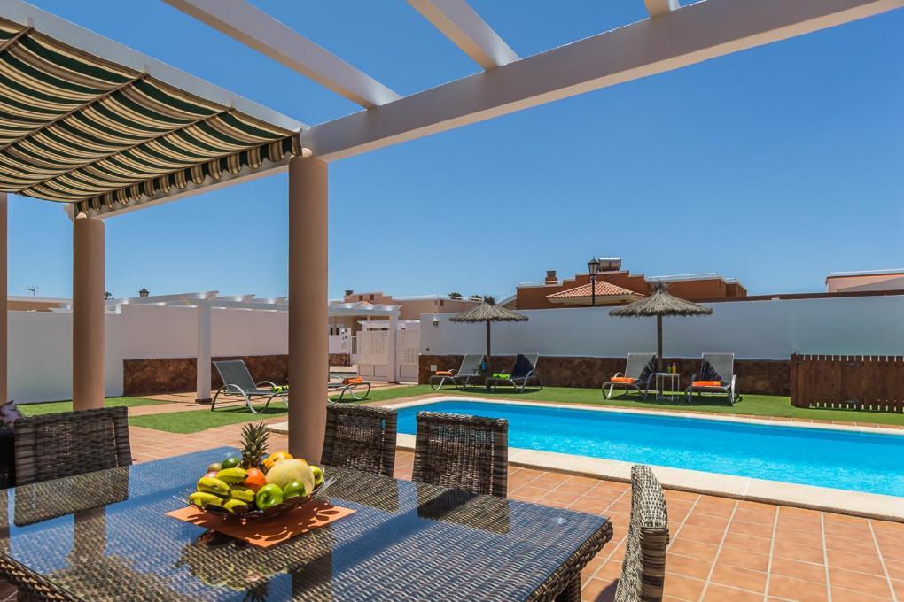 Villa With Private Pool, Near Beach And Golf Caleta De Fuste- Villa Charlotte Costa De Antigua Zewnętrze zdjęcie