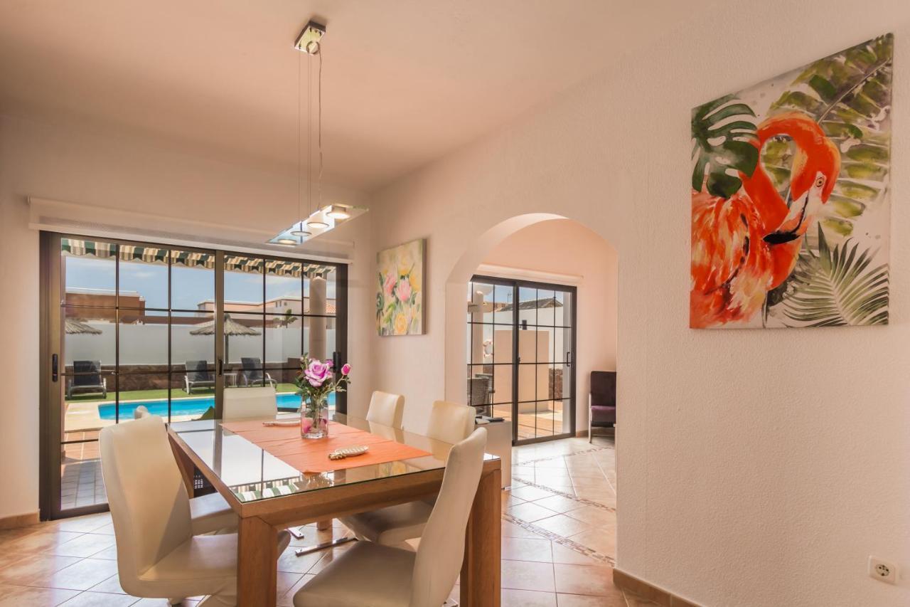 Villa With Private Pool, Near Beach And Golf Caleta De Fuste- Villa Charlotte Costa De Antigua Zewnętrze zdjęcie